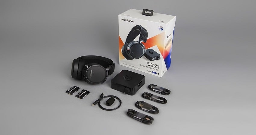 Steelseries Arctis Pro Wireless Packge